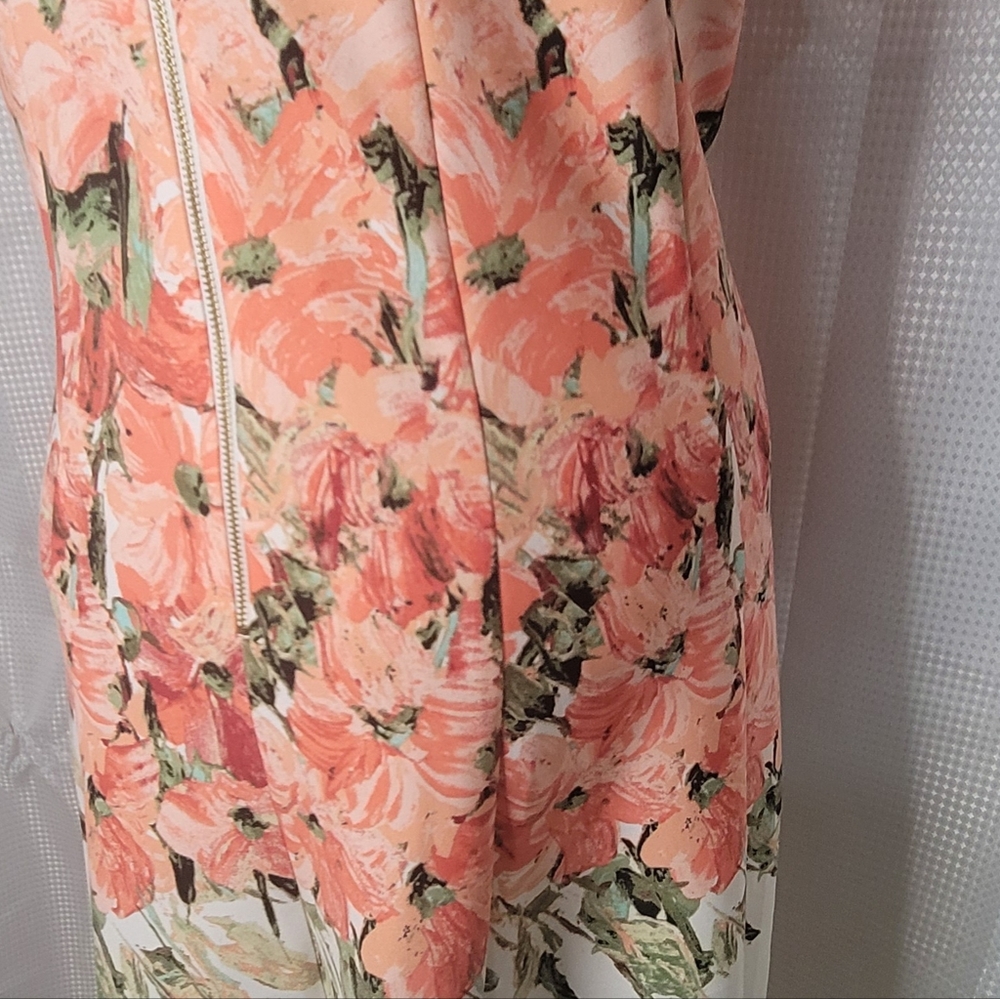 Dress - Picture 7 of 9